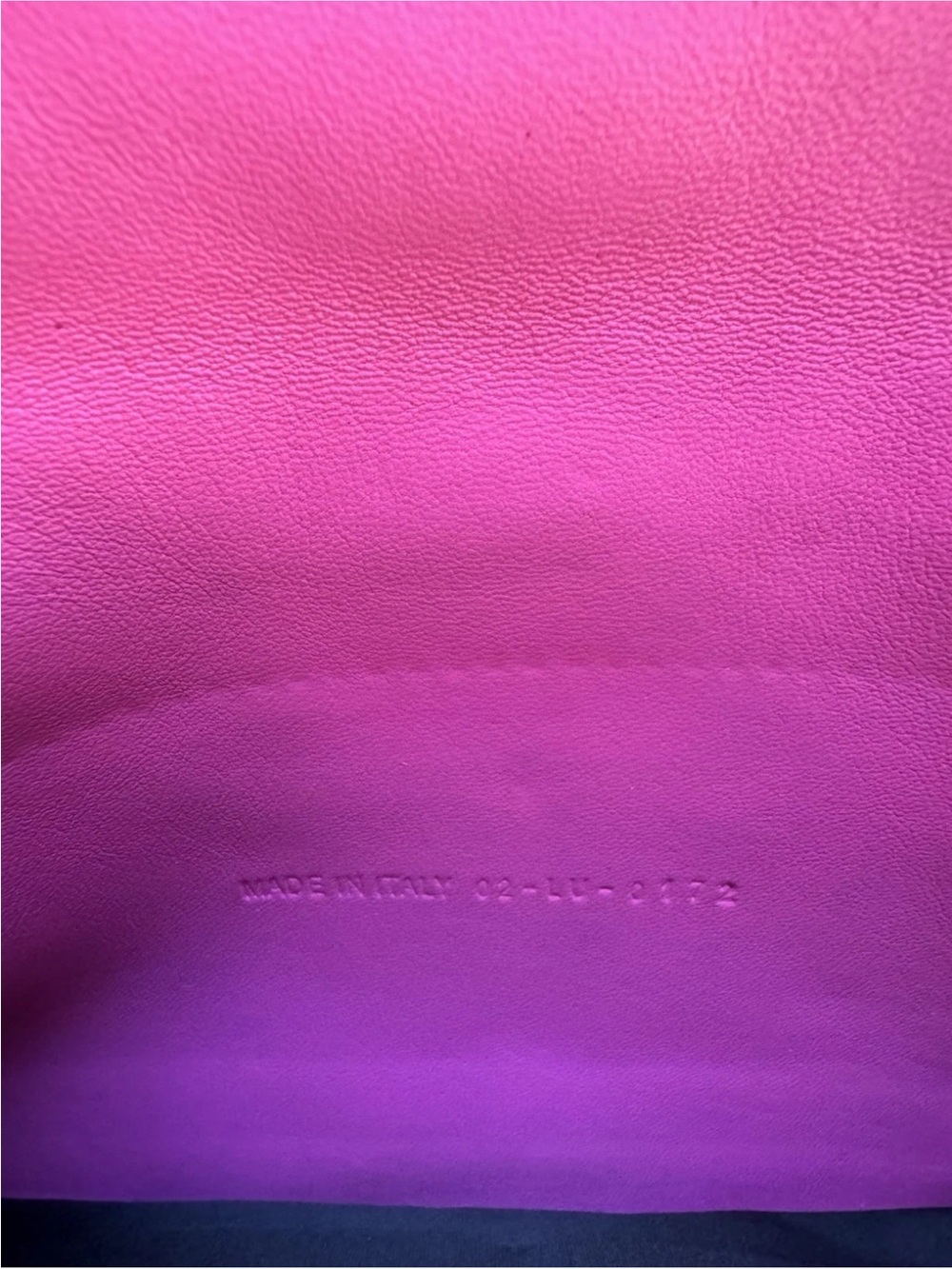 Dior Quilted Leather Chain Crossbody Pouch in Pink - Picture 4 of 12